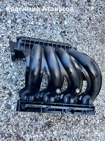 Всмукателен колектор за Мерцедес Ц-класа W203.A61109037