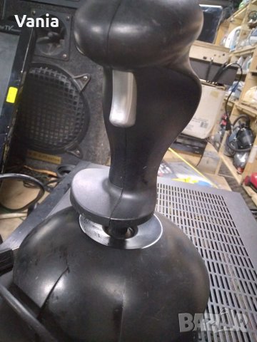 Джойстик , снимка 3 - Джойстици и геймпадове - 35074149