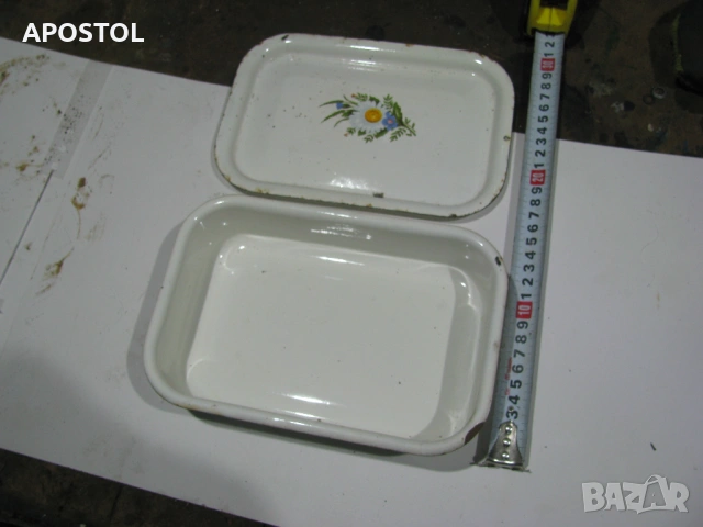 Стара емайлирана кутия за храна, снимка 4 - Кутии за храна - 53113246