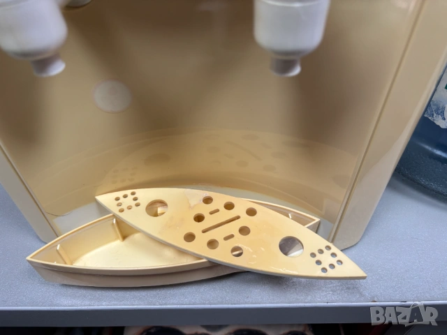 Диспенсър за вода Crown CWD-1905W, с електронно охлаждане, снимка 8 - Други - 53582334