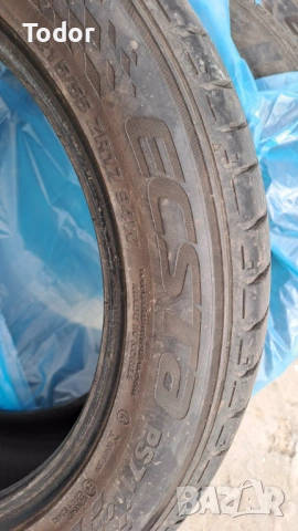 Летни гуми Kumho 215/55 r17 - 4 бр., снимка 4 - Гуми и джанти - 53097284