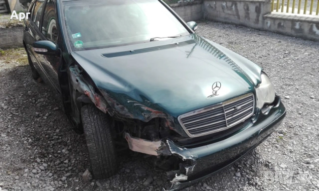 Mercedes-Benz C 200 CDI ударен, снимка 2 - Автомобили и джипове - 53482266