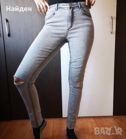 Сиви дънки H&M с накъсани крачоли, снимка 2 - Детски панталони и дънки - 35531598