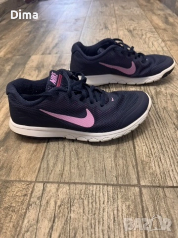 Маратонки Nike 