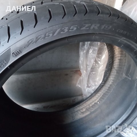 Нова лятна гума единичка  PIRELLI P ZERO раэмер 225/35/19 EXTRA LOAD , снимка 3 - Гуми и джанти - 36782113