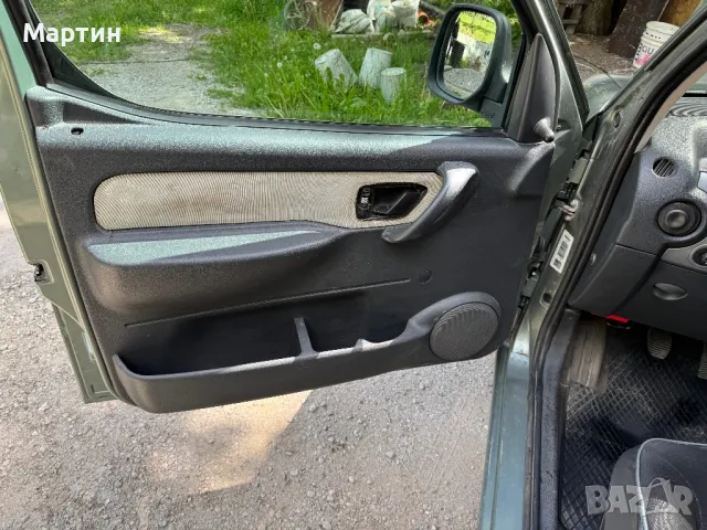 Пежо партнер 2,0 хди , снимка 11 - Автомобили и джипове - 50287907