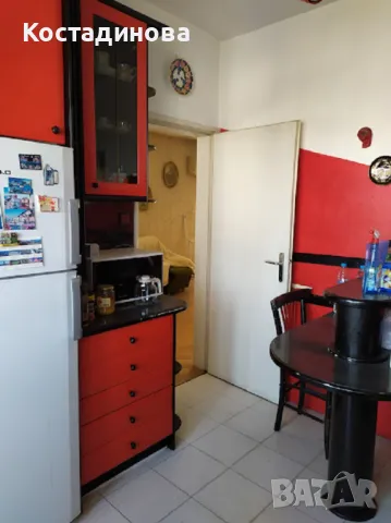 Продава четиристаен апартамент в кв. Изток, снимка 10 - Апартаменти - 47095739