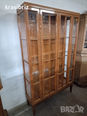 Масивна Витрина -внос от Германия! 