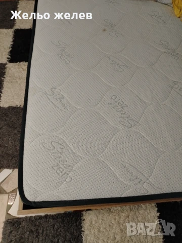 Матрак, еднолицев, 140,200см,за спалня, снимка 3 - Спални и легла - 50512171