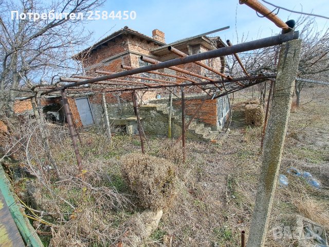 Къща в село Великан, снимка 5 - Къщи - 43815457