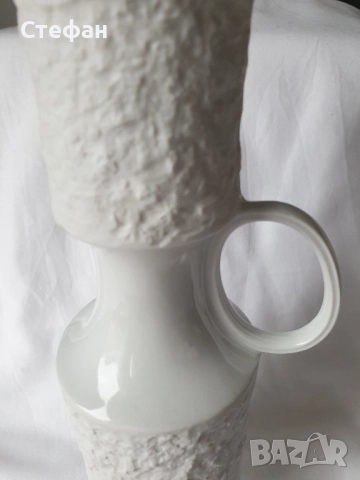 Дизайнерска порцеланова ваза , снимка 3 - Антикварни и старинни предмети - 51967524