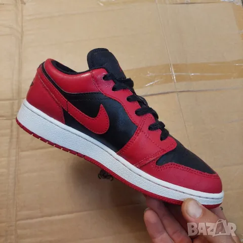 Nike Air Jordan 1 Low GS „Reverse Bred“  номер 39 , снимка 9 - Маратонки - 50178165