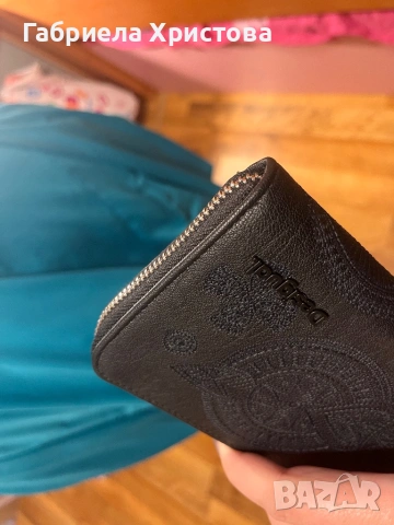 Дамско портмоне Desiqual, снимка 3 - Портфейли, портмонета - 53183367