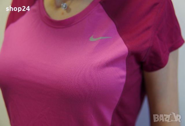 Nike Тениска/Дамска M, снимка 2 - Тениски - 33142230