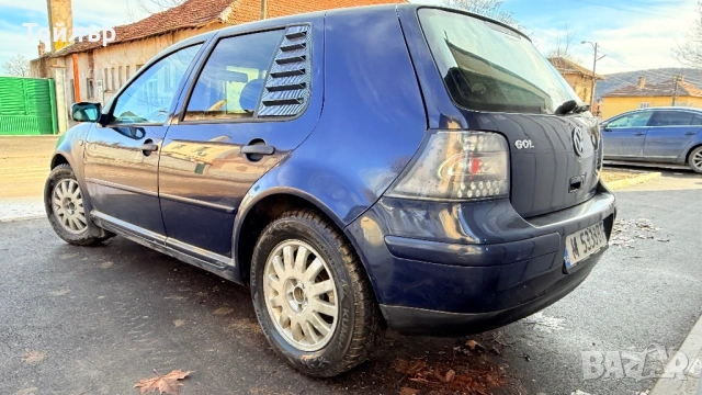 Volkswagen Golf 4 1.6SR, снимка 3 - Автомобили и джипове - 53423845