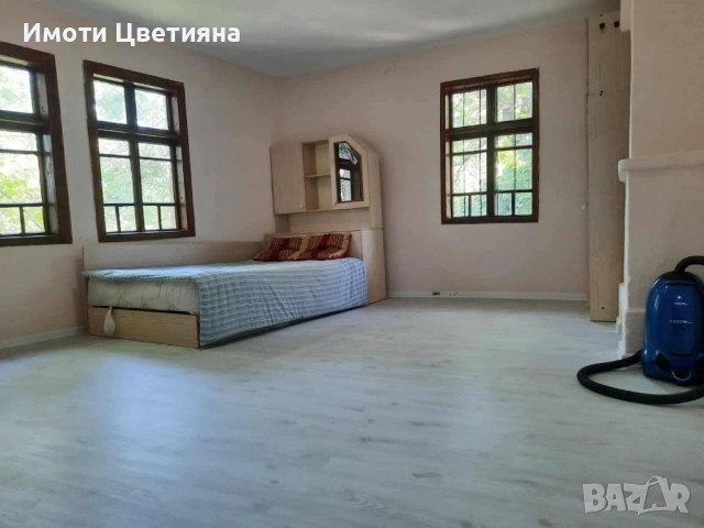 Къща след ремонт в Балкана, снимка 5 - Къщи - 52858807