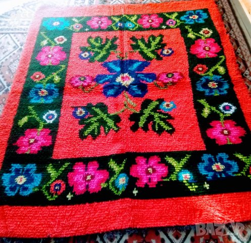 Домашни плетива , снимка 3 - Олекотени завивки и одеяла - 38543202