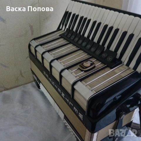Акордеон  Weltmeister Amigo 120 баса., снимка 5 - Акордеони - 53294516