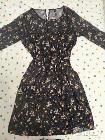 Есенна рокля Stradivarius 