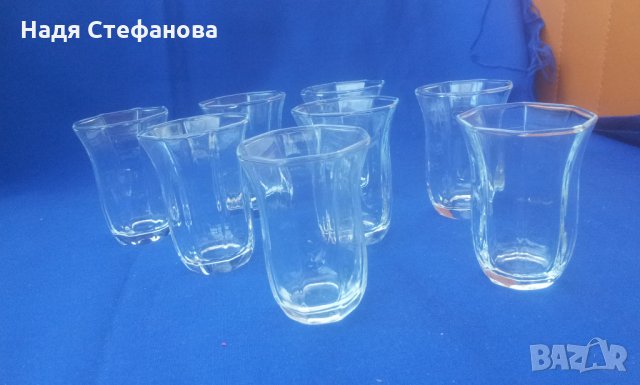 Ракиени чашки, ъгловати, 8 бр, снимка 1 - Чаши - 32818684