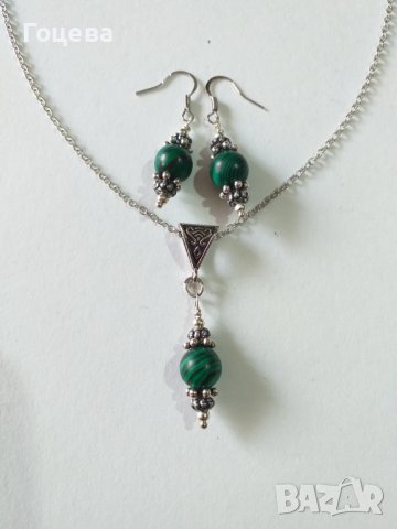 Прекрасен комплект бижута обици и колие с красиви камъни Малахит и орнаменти в цвят старо сребро , снимка 2 - Бижутерийни комплекти - 37310426