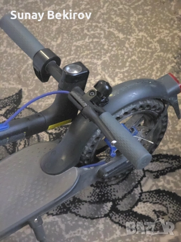 Електрическа тротонетка Xiaomi MI Electric 3 , снимка 3 - Скейтборд, ховърборд, уейвборд - 52597574