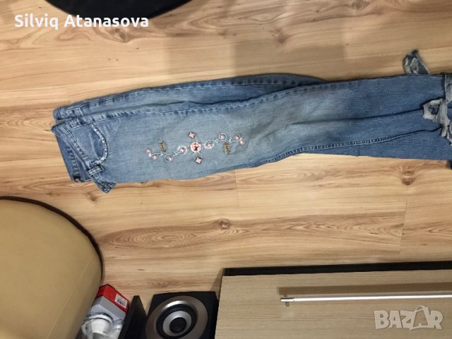 Дамски дънки, снимка 5 - Панталони - 26852371