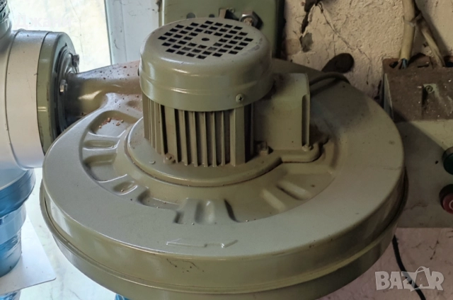 Машина за лазерно рязане и гравиране на неметални изделия CO2 60W, снимка 5 - Други машини и части - 52315743