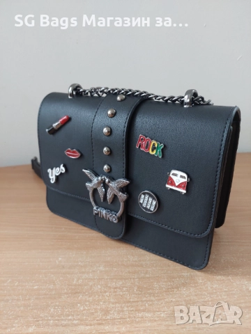 Pinko дамска чанта през рамо код 254, снимка 6 - Чанти - 40704491