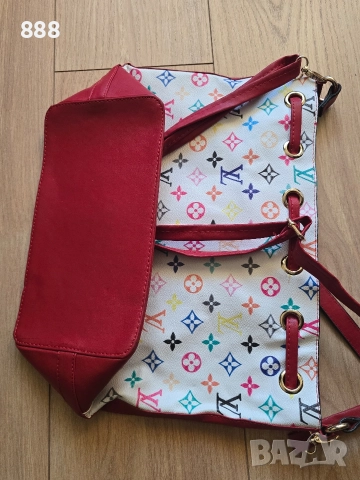 дамска чанта , снимка 3 - Чанти - 52805554