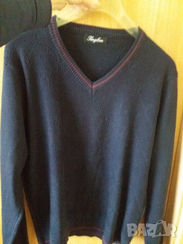 Мъжки пуловер шпиц тъмносин размер M-L, снимка 1 - Пуловери - 34671407