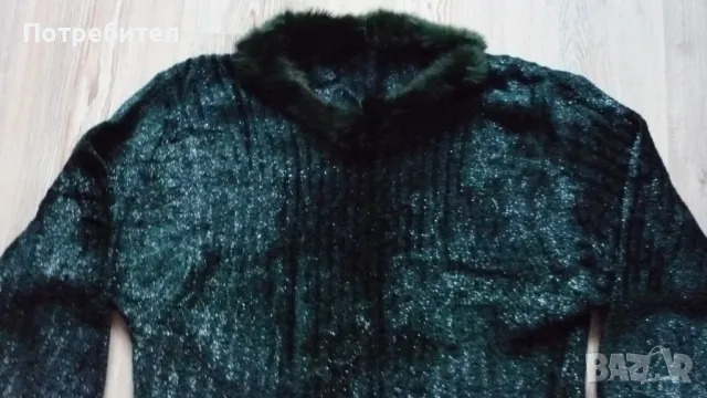 Нов дамски пуловер с пухчета М-L, снимка 2 - Блузи с дълъг ръкав и пуловери - 50226069