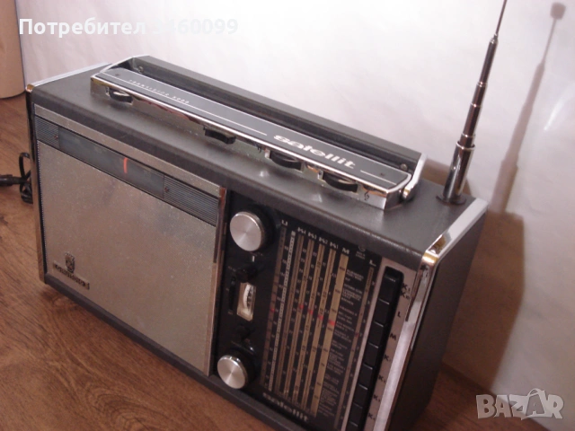 Grundig Satelitte 5000, снимка 2 - Радиокасетофони, транзистори - 53304429