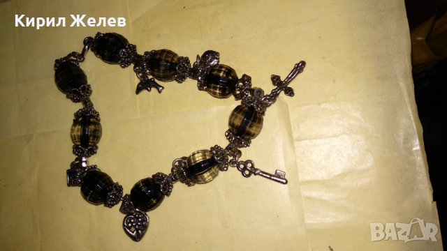 КРАСИВА ПОСРЕБРЕНА МОДНА КРИСТАЛНА АРТ ГРИВНА 32357, снимка 13 - Гривни - 38332436