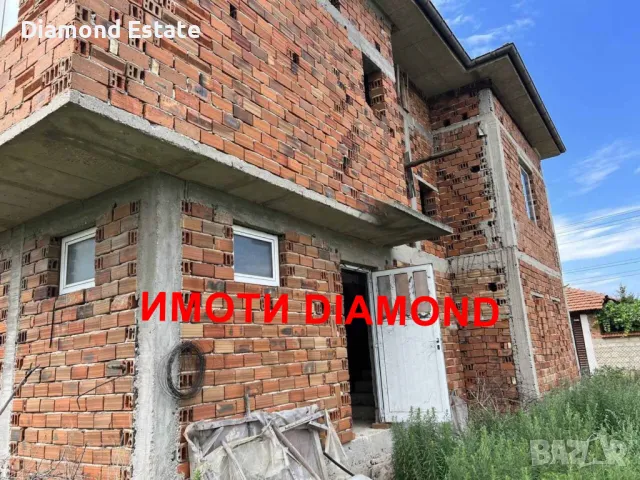 Двуетажна къща в село Градина общ. Първомай, снимка 6 - Къщи - 49826484