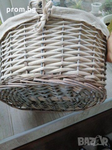 Плетена кошница с дръжка, панер за пазаруване, декорация, нова. Бял цвят. Дължина 40 см, снимка 4 - Декорация за дома - 28837873