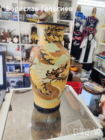 Голяма азиатска ваза с дракони