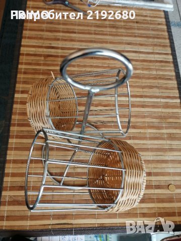 Метална стойка за две бутилки, снимка 3 - Аксесоари за кухня - 39669797