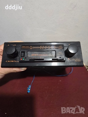 Стар Японско-Български авто-радиокасетофон electron