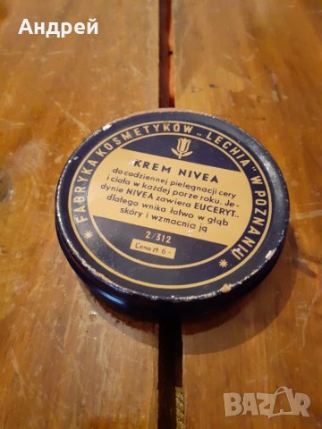 Стара кутия Крем Нивеа,Krem Nivea, снимка 2 - Други ценни предмети - 27939940