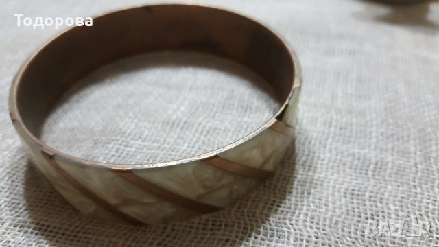 Гривна от седеф и месинг, снимка 4 - Антикварни и старинни предмети - 26540860