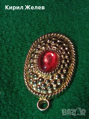 ПОЗЛАТЕН БРОНЗОВ СТАР АРТ НУВО СТИЛ КРАСИВ МЕДАЛЬОН с РЯДЪК ЧЕРВЕН КАТАЛИН 20195, снимка 7 - Антикварни и старинни предмети - 35641875