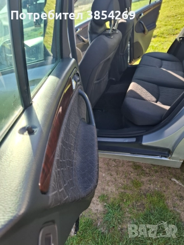 Мерцедес с220, снимка 7 - Автомобили и джипове - 52655935