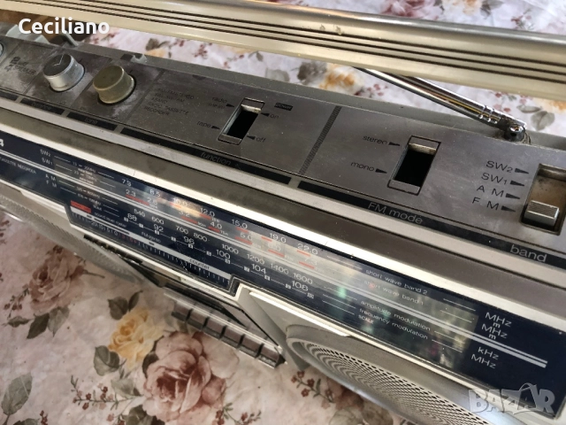 Радиокасетофон SHARP GF 5454 Z, снимка 7 - Радиокасетофони, транзистори - 51777159