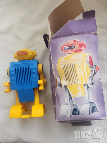 играчки от соца - български и съветски, запазени, на батерии