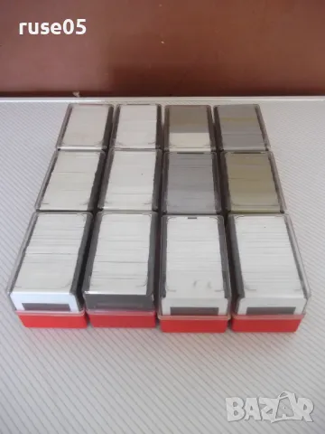 Лот от 300 рамки за диапозитиви