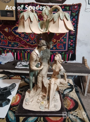  Страхотна Порцеланова Винтидж Настолна Лампа, снимка 2 - Настолни лампи - 53423921