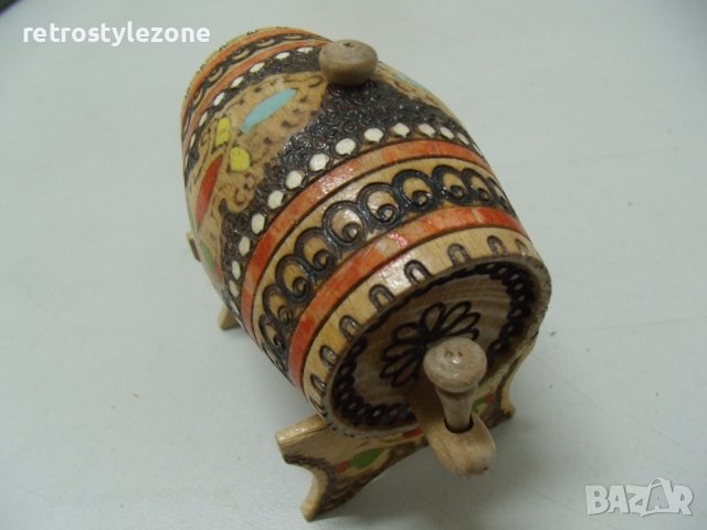 № 6540 стар сувенир - малко декоративно буренце  - пирографирани орнаменти  - с поставка   , снимка 3 - Други ценни предмети - 38080874