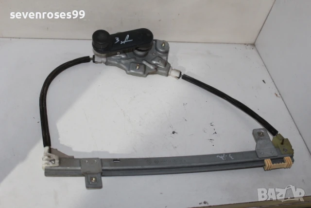 Машинка стъкло ръчна задна дясна Рено Меган Сценик 1998 1.6i Renault Megane Scenic