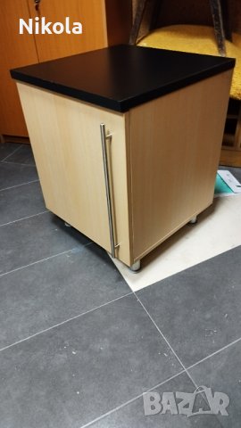 Шкаф цвят бук с черен плот 50/50/ 65см  4бр., снимка 9 - Шкафове - 43478791